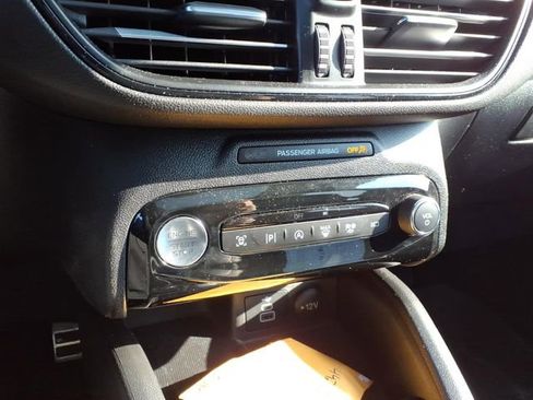 Used 2024 Ford Escape ST-Line Elite w/ Premium Technology Package image 19