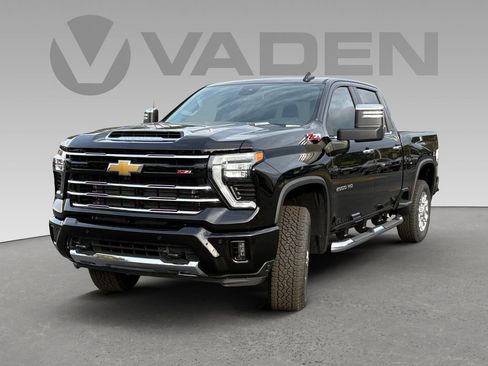 New 2025 Chevrolet Silverado 2500 LT w/ Z71 Chrome Sport Edition image 26