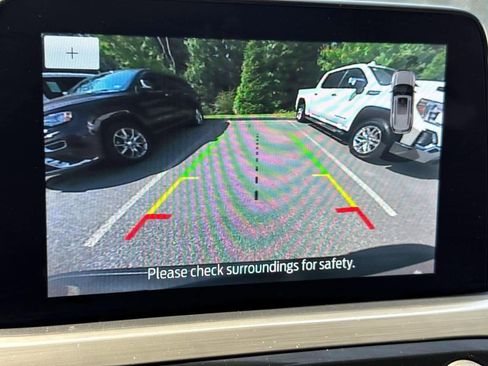 Used 2022 Ford Escape Titanium image 17