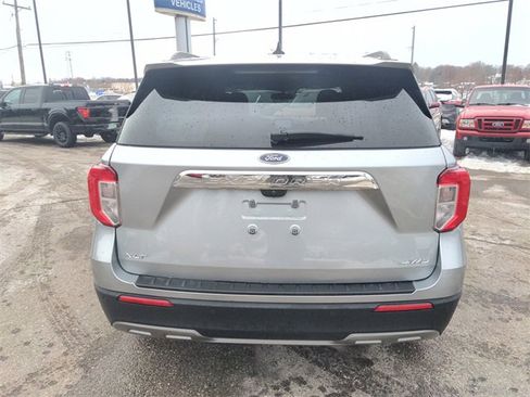 Certified 2022 Ford Explorer XLT w/ Equipment Group 202A image 26