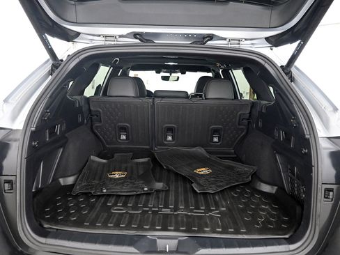 Used 2022 Subaru Outback Wilderness image 32