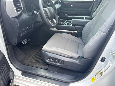 New 2025 Toyota Tundra SR5 w/ TRD Off-Road Package AWD/4WD image 9