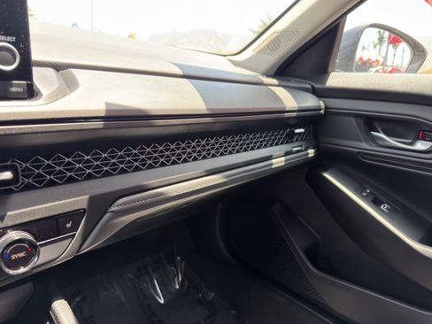 Used 2024 Honda Accord EX image 35
