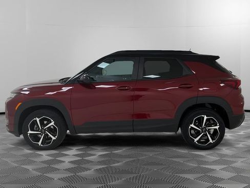 Certified 2022 Chevrolet TrailBlazer RS w/ Technology Package AWD/4WD image 2