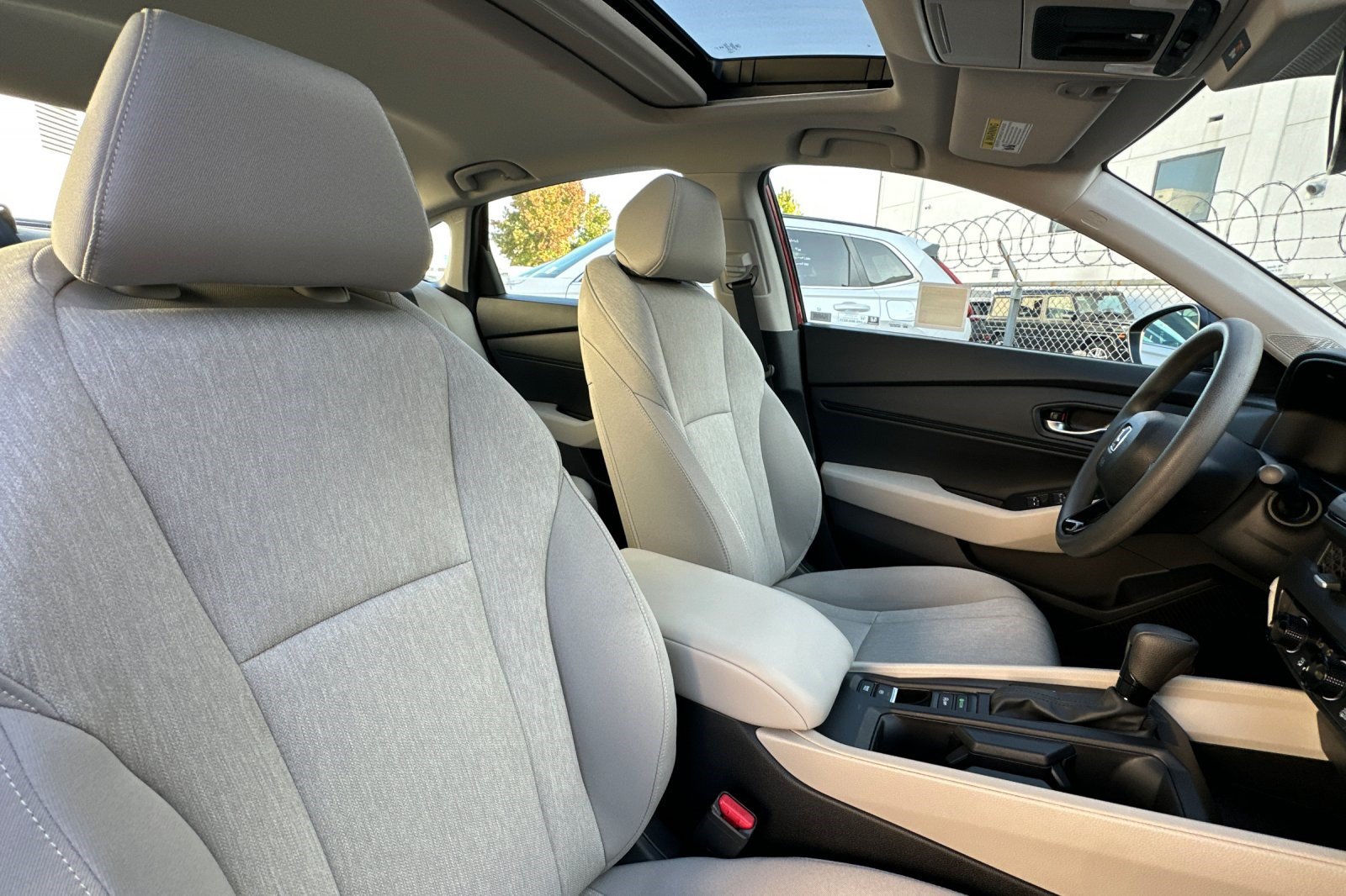 Used 2025 Honda Accord SE image 26
