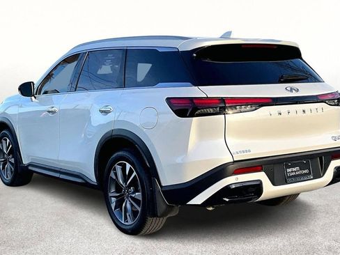 Certified 2025 INFINITI QX60 Luxe w/ Vision Package image 17