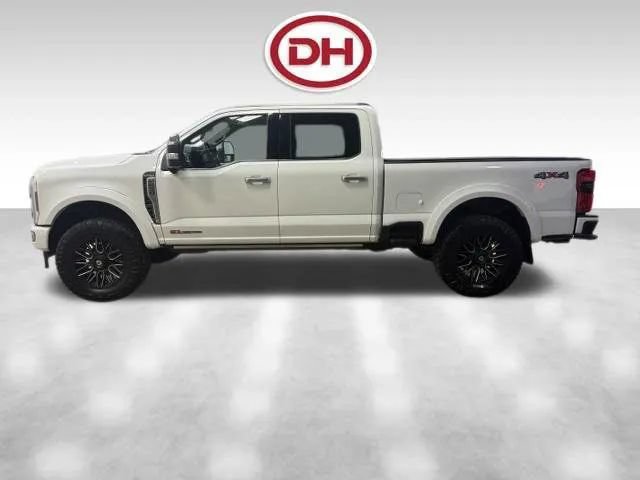 Used 2025 Ford F250 Platinum w/ Platinum Plus Package AWD/4WD image 9