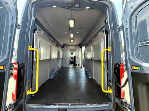 Used 2020 Ford Transit 250 148 High Roof Extended RWD image 11