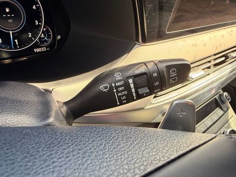 Used 2022 Hyundai Palisade Limited FWD image 17