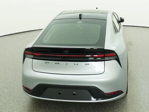 New 2026 Toyota Prius Limited FWD image 3
