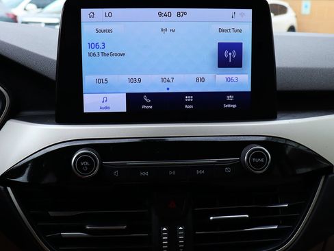 Used 2022 Ford Escape SE w/ Cold Weather Package FWD image 49