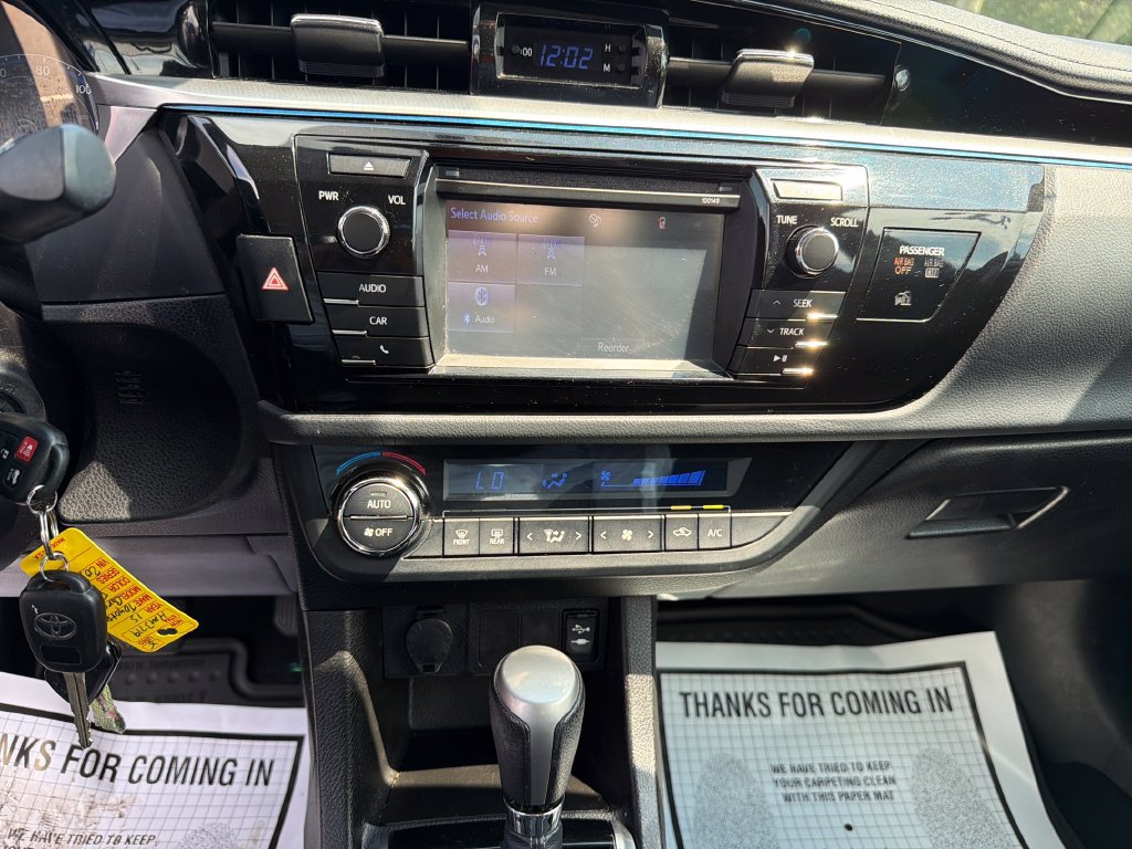 Used 2015 Toyota Corolla S FWD image 19