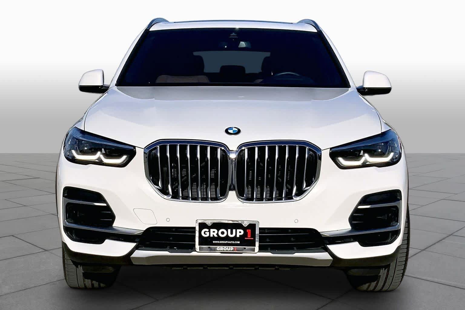 Used 2023 BMW X5 sDrive40i w/ Parking Assistance Package RWD image 4