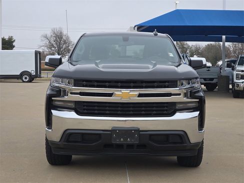 Used 2022 Chevrolet Silverado 1500 LT w/ Bed Protection Package image 2