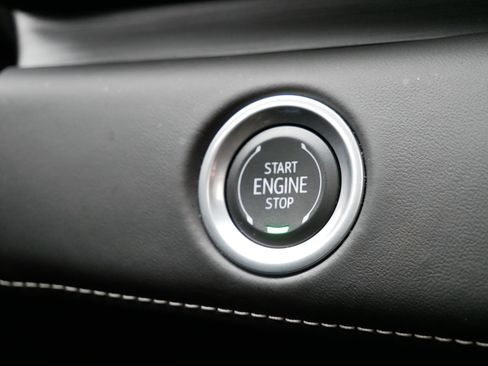 Certified 2024 Cadillac Escalade Sport Platinum w/ LPO, ONYX Package image 24