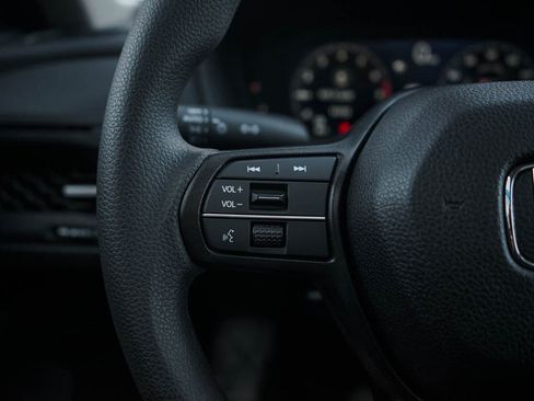 New 2025 Honda Accord SE image 19