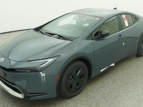New 2026 Toyota Prius Plug-In Hybrid FWD image 1