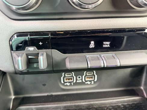 Used 2022 RAM 1500 Lone Star RWD image 32