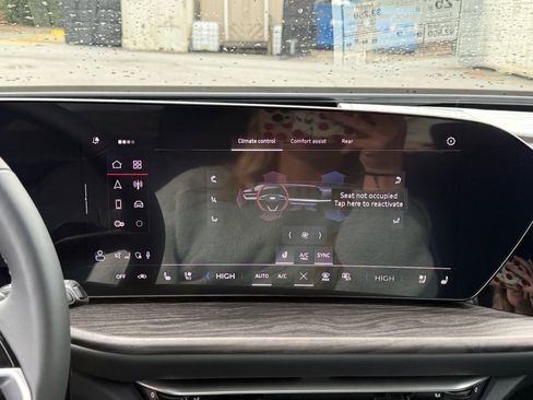 New 2025 Audi Q5 Premium Plus image 18