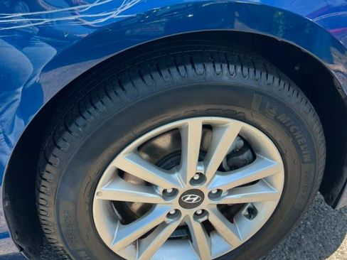 Used 2017 Hyundai Sonata SE FWD image 14
