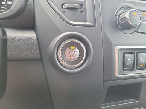 Used 2021 Nissan Titan S w/ S Utility Package RWD image 24