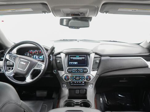 Used 2019 GMC Yukon XL SLT AWD/4WD image 14