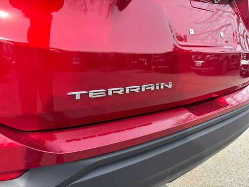 Used 2023 GMC Terrain SLE image 14