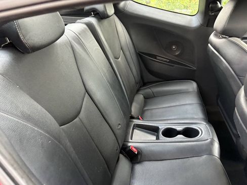 Used 2016 Hyundai Veloster Turbo FWD image 21