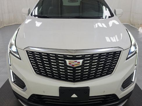 Used 2025 Cadillac XT5 Premium Luxury AWD/4WD image 6