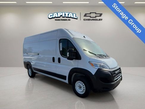 Used 2025 RAM ProMaster 2500 w/ Storage Group image 7