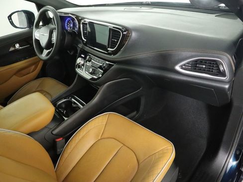 Used 2022 Chrysler Pacifica Pinnacle image 17