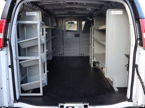 Used 2020 Chevrolet Express 2500 w/ Enhanced Convenience Package image 14