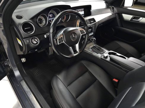 Used 2013 Mercedes-Benz C 300 4MATIC Sedan image 12