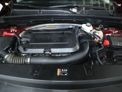 Used 2023 Buick Envision Essence AWD/4WD image 36