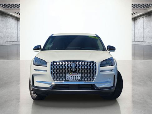 Used 2024 Lincoln Corsair FWD w/ Equipment Group 101A image 4
