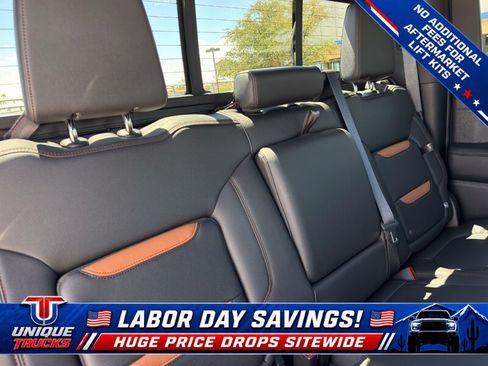 Used 2020 GMC Sierra 1500 AT4 w/ AT4 Premium Package AWD/4WD image 28