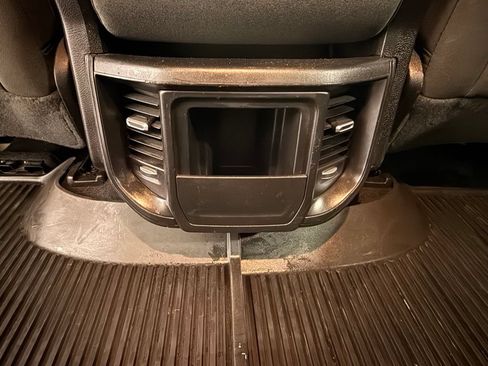 Used 2025 RAM 1500 Lone Star AWD/4WD image 31