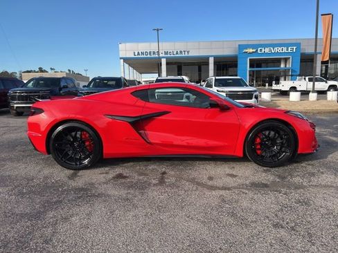 New 2026 Chevrolet Corvette Z06 image 2