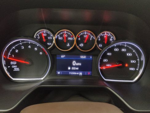 Used 2021 Chevrolet Suburban LT AWD/4WD image 23