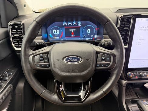Used 2024 Ford Ranger Lariat w/ FX4 Off-Road Package AWD/4WD image 10