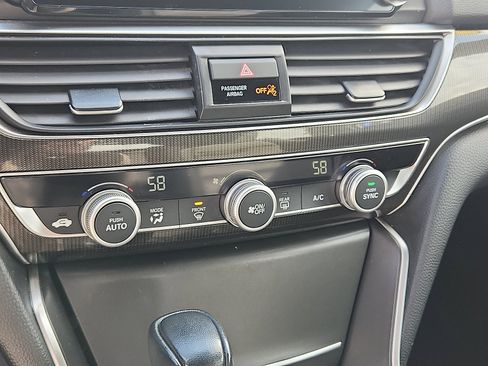 Used 2022 Honda Accord Sport image 15