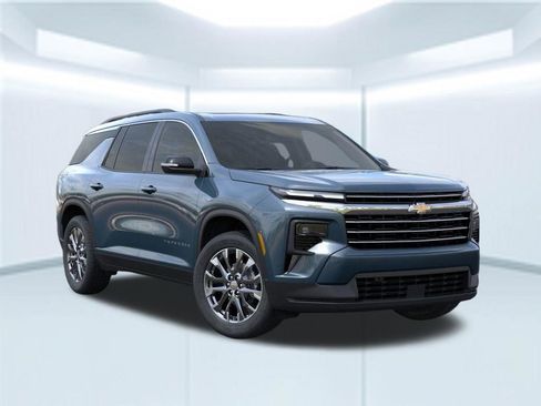 New 2026 Chevrolet Traverse LT image 8
