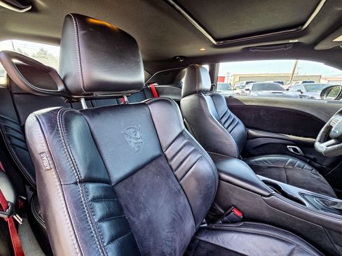 Used 2018 Dodge Challenger SRT Demon RWD image 13