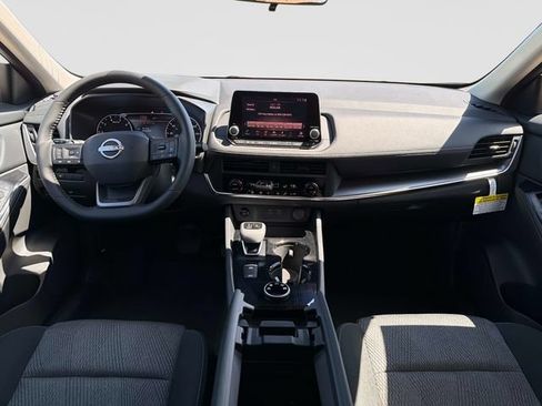 New 2026 Nissan Rogue SV AWD/4WD image 18