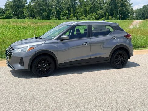 Used 2024 Nissan Kicks SV FWD image 12