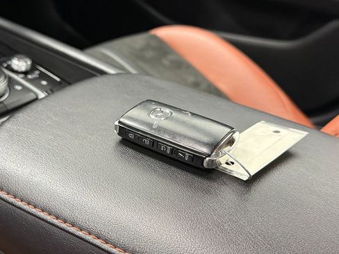 Used 2024 MAZDA MAZDA3 s image 33