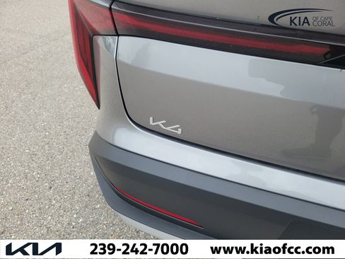 New 2026 Kia K4 FWD image 11