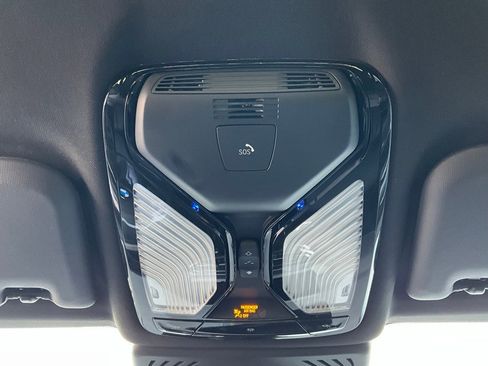 Used 2023 BMW X3 xDrive30i w/ M Sport Package image 17