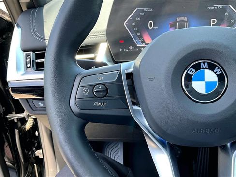 Used 2025 BMW X1 xDrive28i AWD/4WD image 21