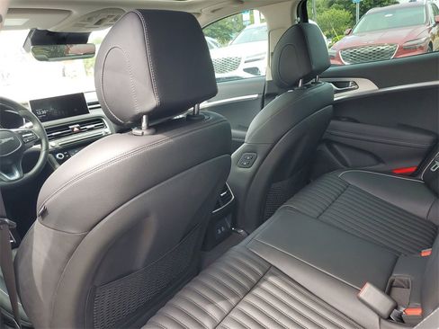 New 2026 Genesis G70 2.5T Prestige image 13